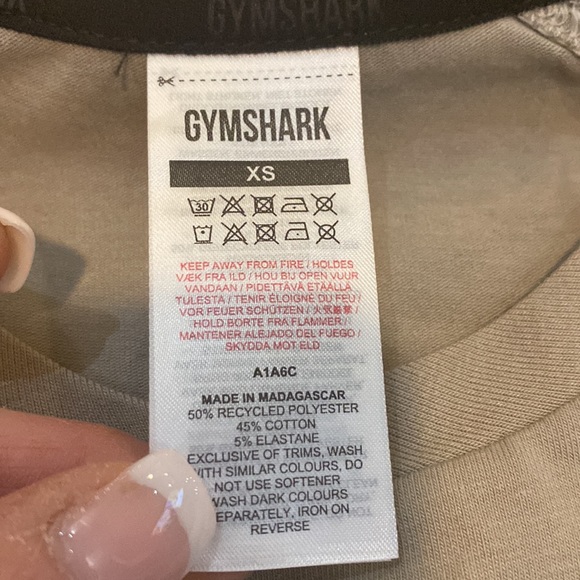 GYMSHARK WOMENS ATHLETIC SHIRT - XS - Picture 4 of 7